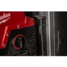 MILWAUKEE Akku-Kreuzlinien- und Punktlaser M12 CLLP-301C (1 x 3,0 Ah Akku + USB-Ladekabel)