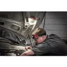 MILWAUKEE Batteriebetriebene LED-Stirnlampe IR HL450 TRUEVIEW™ (USB-Ladekabel)